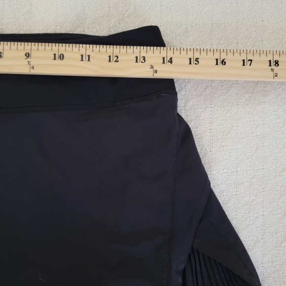 Lululemon Athletica Black Skirt Size 4 - Picture 7 of 9